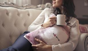 Idei de cadouri pentru persoanele care iubesc confortul