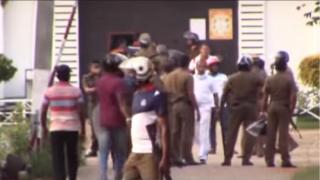 Deținuții, nemulțumiți că nu mai puteau primi vizite