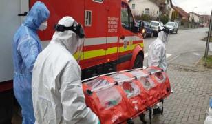 Medic bucureștean cu coronavirus adus cu jandarmii de la Buzău, unde fugise la socrii, imediat după testare