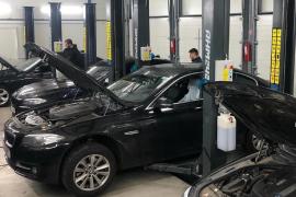 5 lucruri pe care orice mecanic auto ar trebui să le verifice la mașinile care trec prin service-ul lui