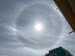 Fii Observator! Fenomen meteo deosebit pe cer, în România. Prevesteşte o schimbare bruscă a vremii