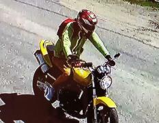 Motociclist căutat de poliţişti după ce a accidentat grav un copil de 5 ani, la Floreşti