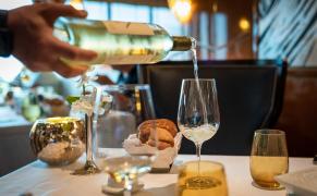 Descopera aromele diferitelor tipuri de vin chardonnay!