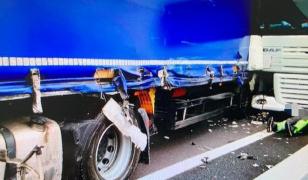 Șoferi români de TIR