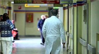 Băiatul a căzut de la etajul 4 al blocului în care locuia