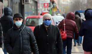 Peste 180.000 de români au rămas fără serviciu