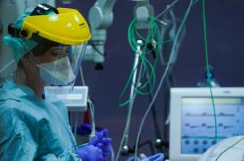 Încă doi pacienți cu coronvirus au murit în România, ridicând bilanțul deceselor la 207