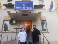 Agnes a găsit 1.500 de lei în fanta unui bancomat din Capitală