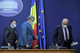 Ministrul de Interne, Marcel Vela, ministrul Sănătății, Nelu Tătaru și șeful DSU, Raed Arafat