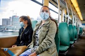 Ce amendă riști dacă nu porți mască în spații închise