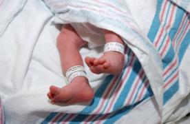 Bebeluș la un spital