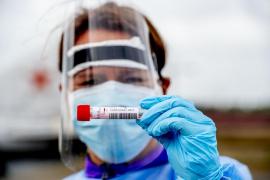 Numărul total al deceselor provocate de coronavirus în România a ajuns la 1.179