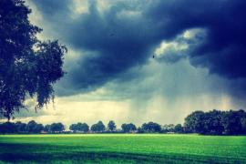 Vreme răcoroasă în weekend, diferențe de 12 grade Celsius între nordul și sudul țării