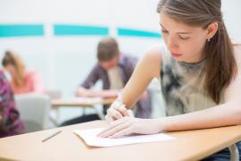 Iohannis a anunțat a doua sesiune de Evaluare Naţională, pentru elevii în izolare sau găsiți cu febră la prima sesiune