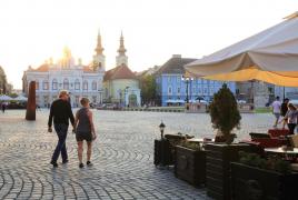 Revolta unui patron care iese în pierdere dacă își deschide terasa