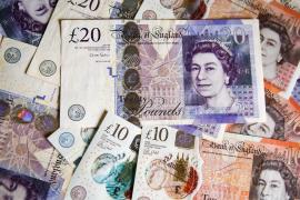 Marea Britanie ar urma să încheie anul cu un deficit PIB de cel puțin 11,5%