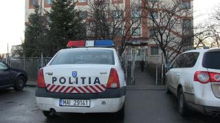 Un poliţist din Cluj şi-a bătut soţia, dar şi socrul, care sărise să-şi apere fata