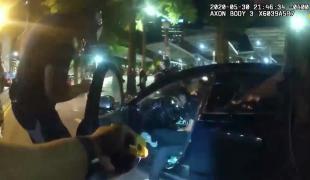 Tineri electrocutați de polițiști, în SUA