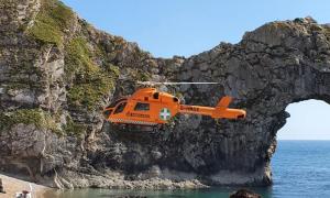 Un român, confirmat printre victimele care au sărit de pe Durdle Door