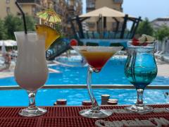 Pahare la complexul Aqua Garden Militari Residence