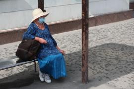 Bunicuţă prinsă furând din magazin, încarcerată la Neamţ