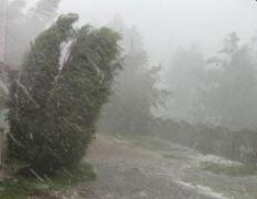 31 de județe, sub cod galben până marți dimineață