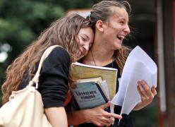 Rezultate Bacalaureat 2020. Peste 230 de medii de 10 la Bac, în toată țara