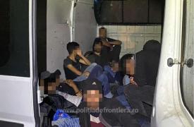 Șoferii români, acuzați de trafic de migranți