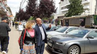 Pozele absolvenților de clasa a XII-a au apărut pe străzile din Negrești Oaș