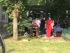 O femeie s-a aruncat în gol de la etajul 6, la Spitalul Județean din Timișoara (Video)