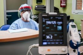 Încă 4 pacienți cu coronavirus au murit, în România, ridicând bilanțul deceselor la 1326