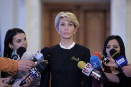 Raluca Turcan: Am doi veri care au murit de COVID-19