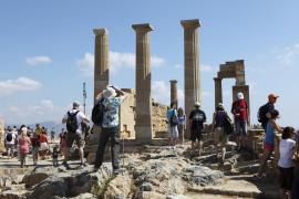 Turiştii care merg cu maşina în Grecia sunt obligaţi să aibă testul Covid-19. Trebuie completat şi formularul de localizare