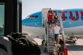 Trei turişti români confirmaţi cu coronavirus, în Grecia