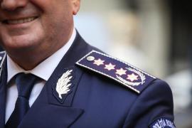 Mămică cu bebeluş în cărucior jefuită de un individ care era pândit de un poliţist. Hoţul s-a trezit imobilizat instant