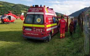 Copil de 12 ani în stare gravă, după ce s-a electrocutat la pescuit. A intervenit elicopterul SMURD