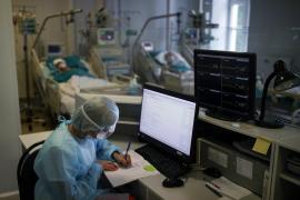 Nou record de îmbolnăviri cu Covid-19 în România: 889 de cazuri în 24 de ore