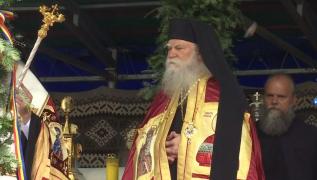 ÎPS Calinic a fost întronizat ca Arhiepiscop al Sucevei și Rădăuților