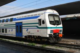 George, un tânăr român de 20 de ani, și-a găsit moartea pe acoperișul unui vagon de tren, în Italia