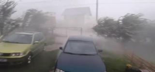 Ploi torențiale și grindină în România