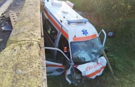 A murit pacienta cu coronavirus din ambulanța prăbușită de pe pod, în Gorj (Video)