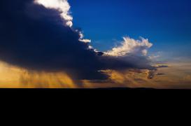 Alertă de ploi torențiale şi vijelii în România. Avertizarea ANM intră în vigoare în scurt timp