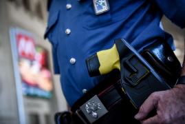 O „badantă” româncă, arestată în Italia după ce și-a hărțuit fostul iubit