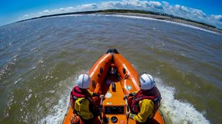 Un băiețel de 10 ani a supraviețuit de unul singur în largul Mării Nordului urmând sfaturile pe care le-a aflat de la o emisiune TV