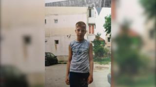 Alex, 15 ani, a plecat până la magazin și nu s-a mai întors acasă. Poliția cere ajutorul pentru găsirea lui