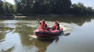 Băiatul de 14 ani a intrat râul Mureș și nu a mai ieșit