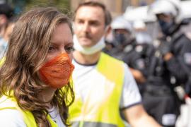 O americancă a pus în pericol un oraș întreg din Germania, după ce a ignorat carantina Covid-19 și a luat barurile la rând