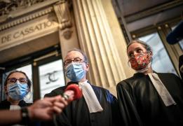 O femeie transgender nu poate fi mama biologică a fiicei sale