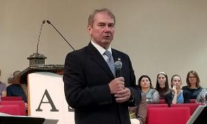 Cătălin Ghenea a fost jefuit pe o stradă din București