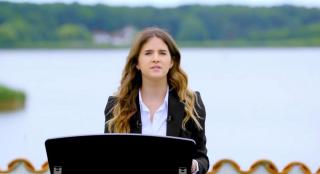 Tânăra a acces în faza votului popular